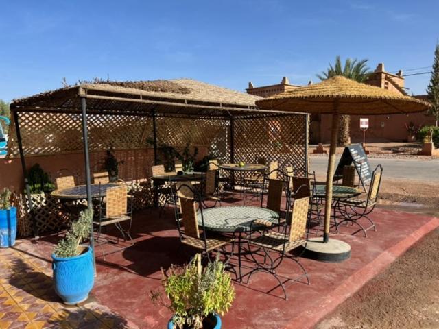 Hotel Etoile Filante à Ait Benhaddou Extérieur photo